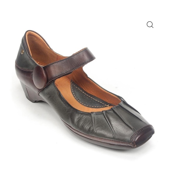 Pikolinos Pleated Mary Jane - EUC 39 - NWOT - Picture 11 of 13